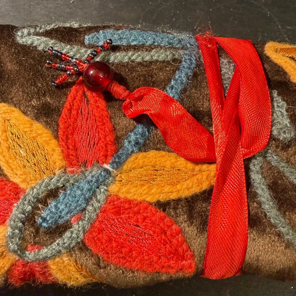 Vintage Brown Velvet Embroidered Floral Jewelry Roll Travel Organizer Case